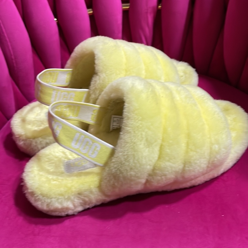 UGG FLUFF YEAH SLIDE WOMEN SANDAL NEON YELLOW US 6 EUR 38